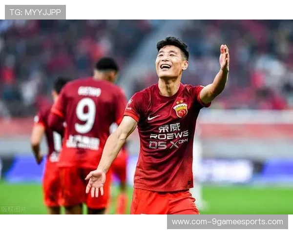 国足球星武磊遭殃引热议球迷担忧未来前景是否再度受挫